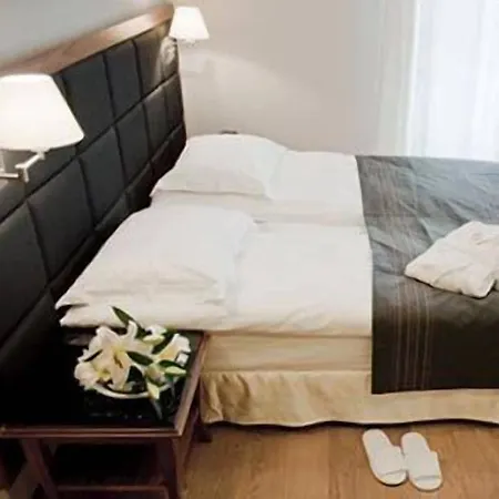 Zamek 3* Lubliniec