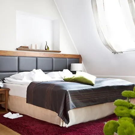 Zamek 3*